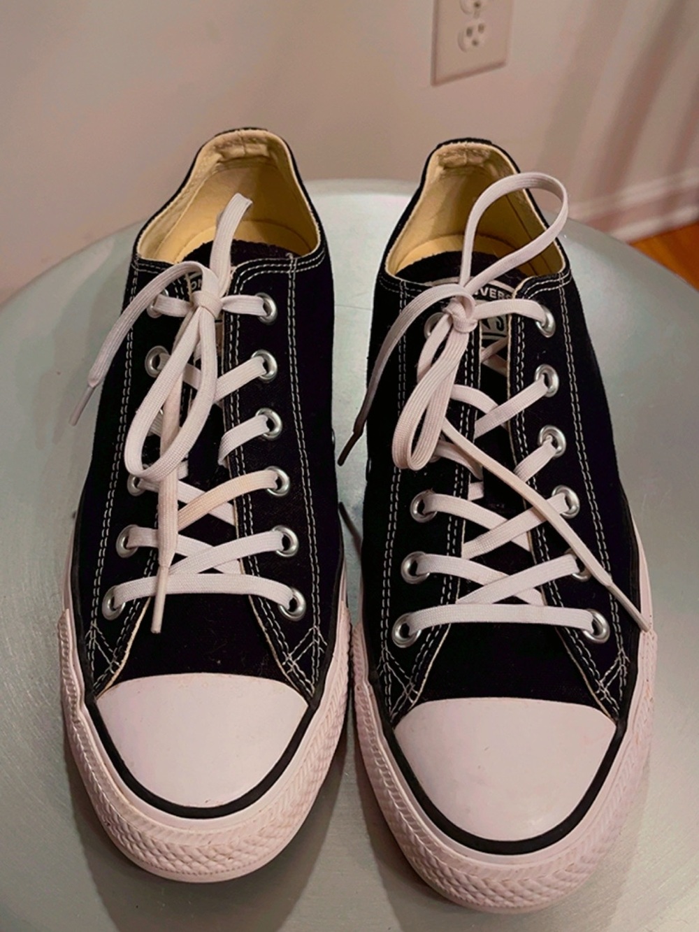 Converse Chuck Taylor All Star Low Top Black Canvas Sneakers Unisex Sz M 7 / W 9 - Picture 4 of 6